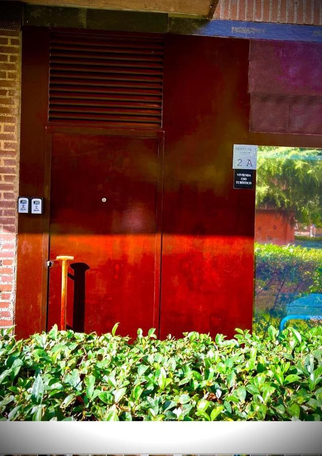 Homeabout Madrid Rio Apartment Exterior foto